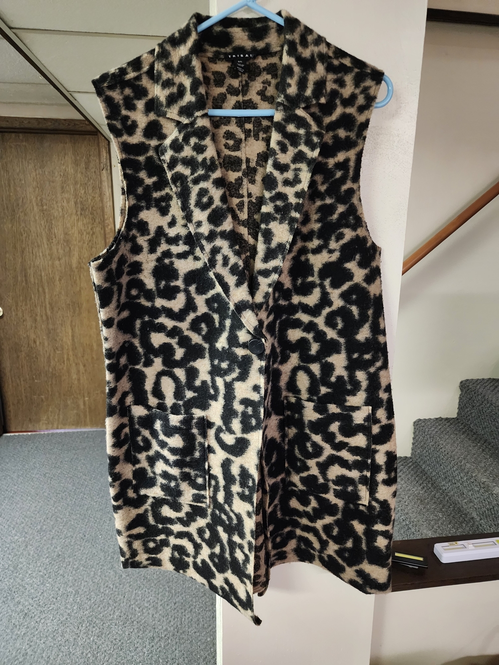 Tribal Women's Wool Blend In Animal Print. Large